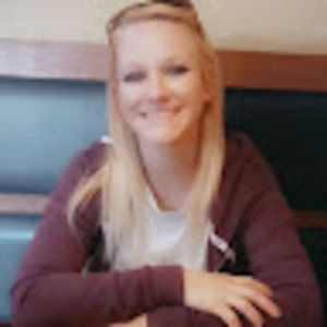 Meet your Posher, Rebecca